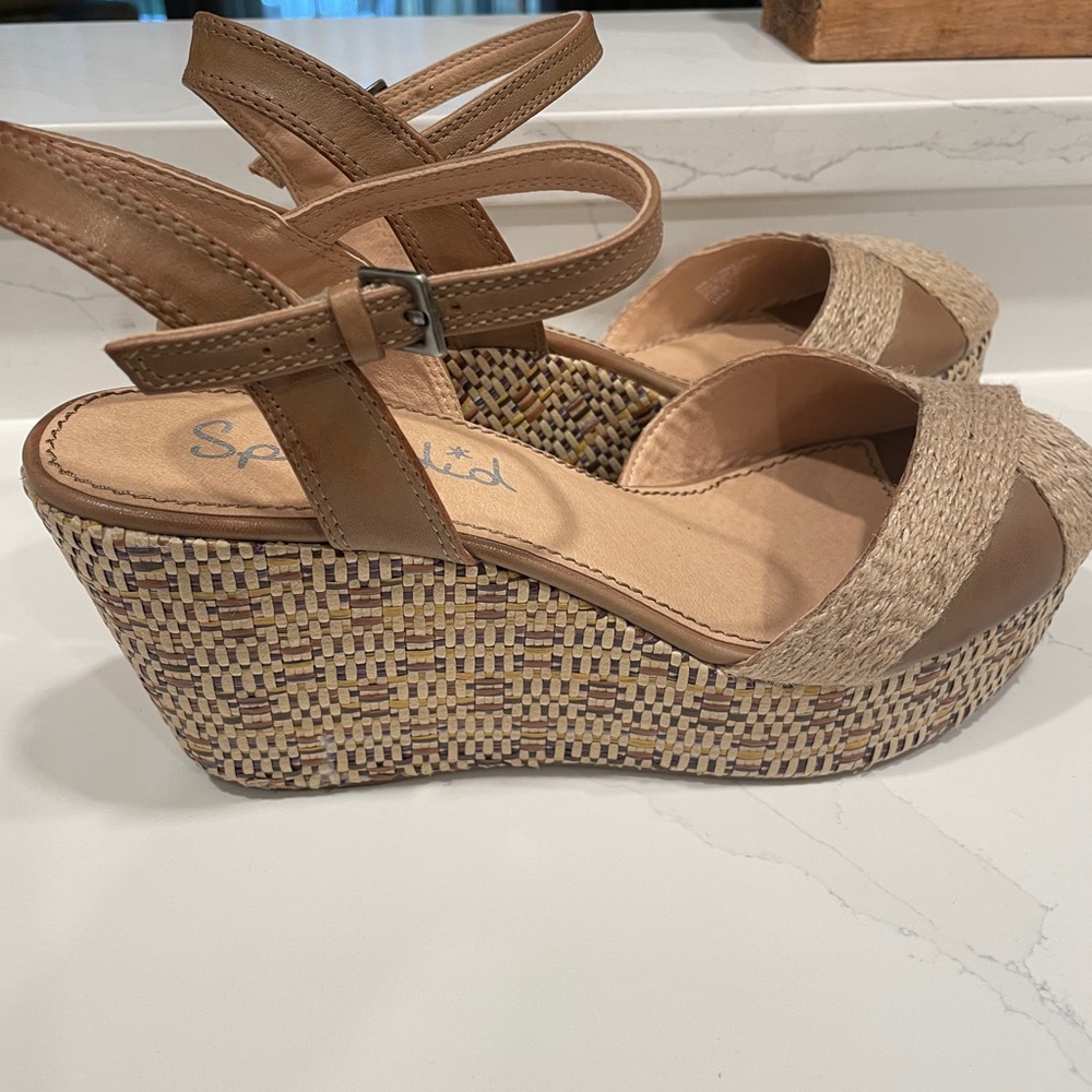 Splendid Peep Toe Wedge Sandals size 10. 3.5” wedge. 1.5” platform. Worn once